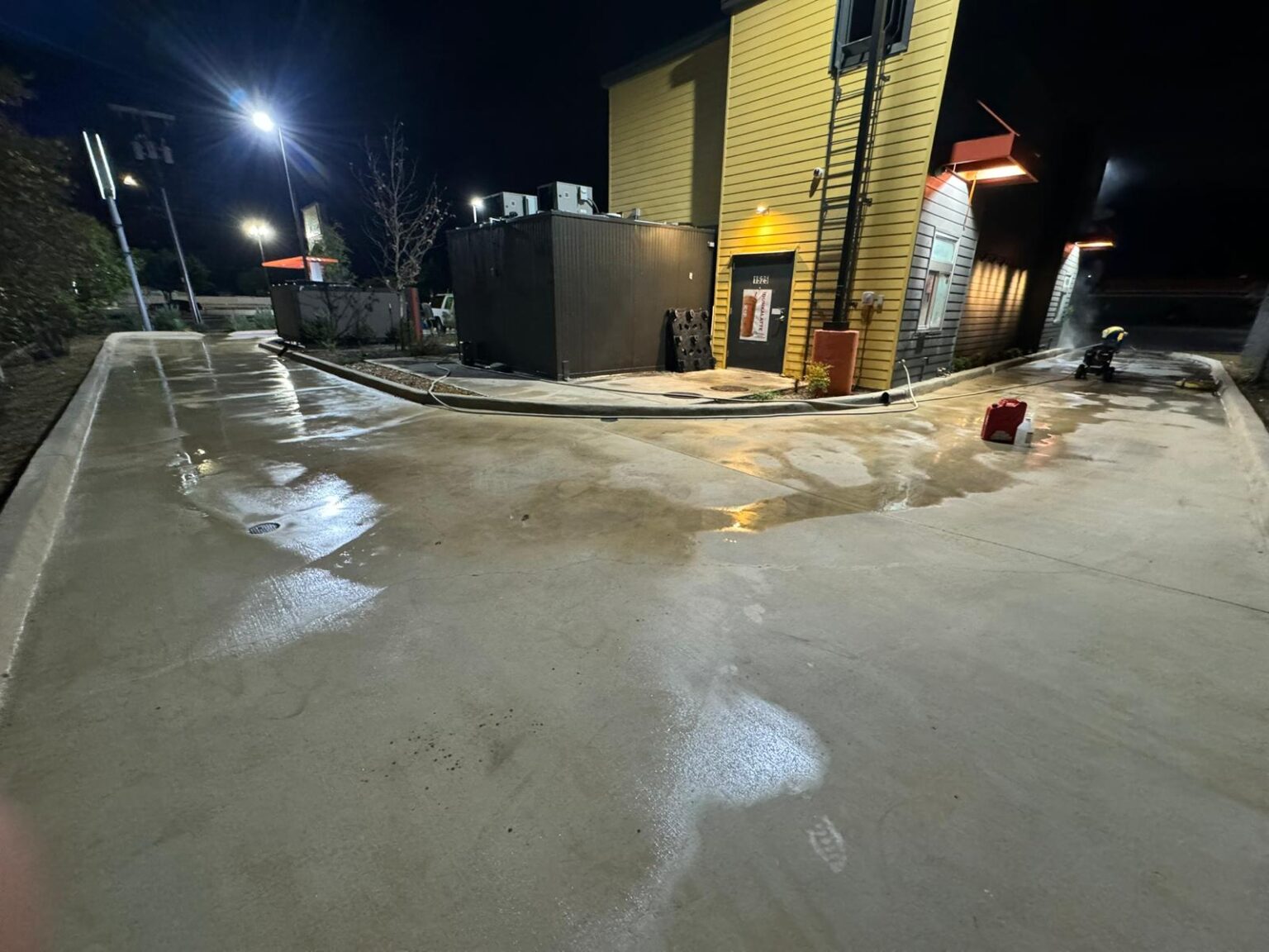 Commercial Pressure Washing Services